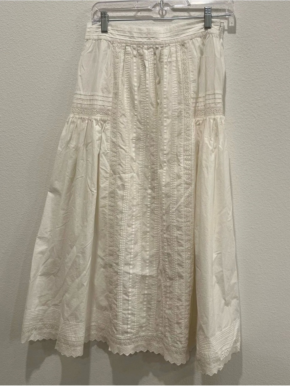 DOEN SABINA SKIRT ORGANIC COTTON IN POWDER WHITE- SIZE M/WAIST = 14.5 “ - Picture 5 of 12